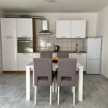 Apartment Marija *